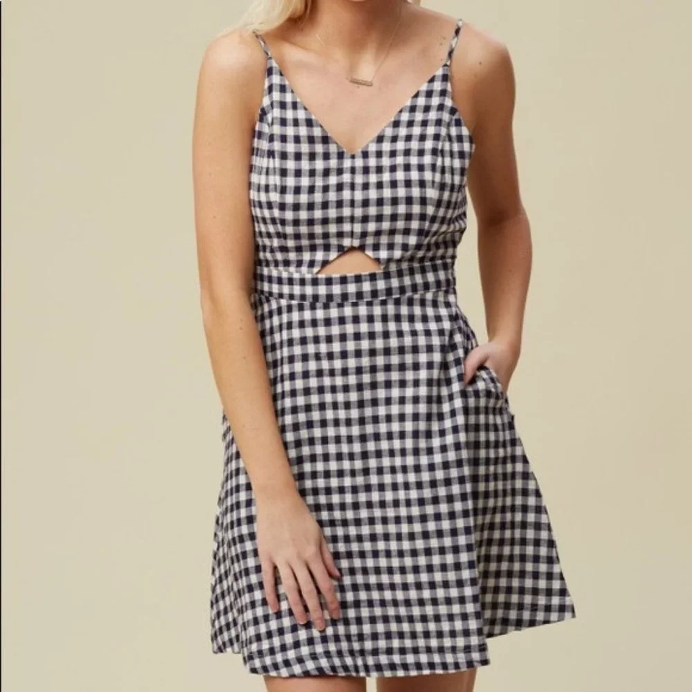 Altar'd State Elias Gingham Plaid Dress w/ Pockets - Picture 15 of 15